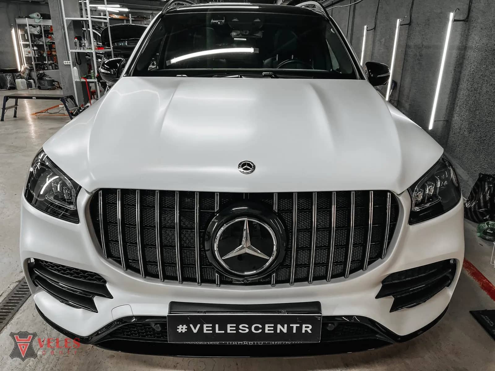 Оклейка полиуретановой пленкой Mercedes GLS